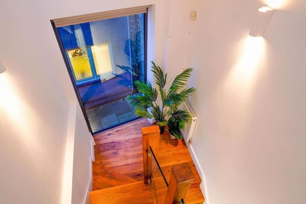 Hyde Park Luxury 2 Bed 2 Bath