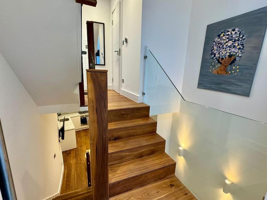 Hyde Park Luxury 2 Bed 2 Bath