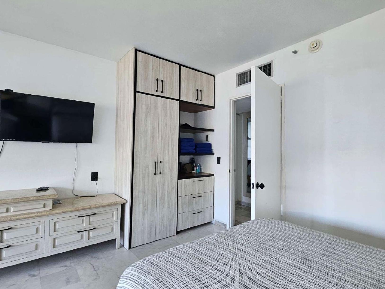 Zona Hotelera, acceso a la playa