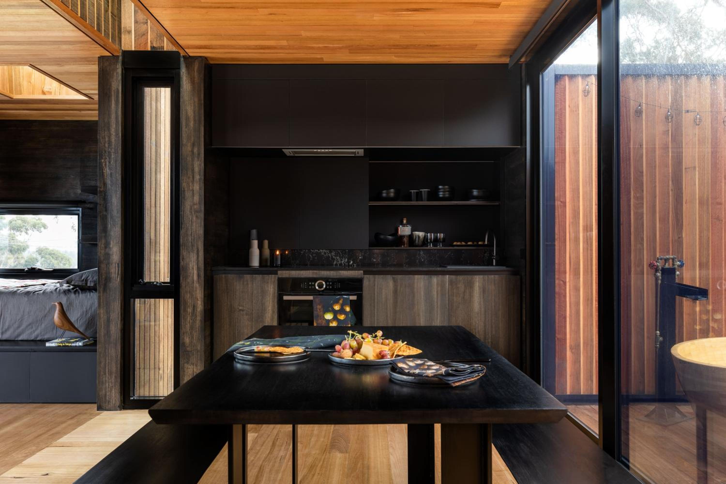 The Tailored Pod - A Compact Oasis