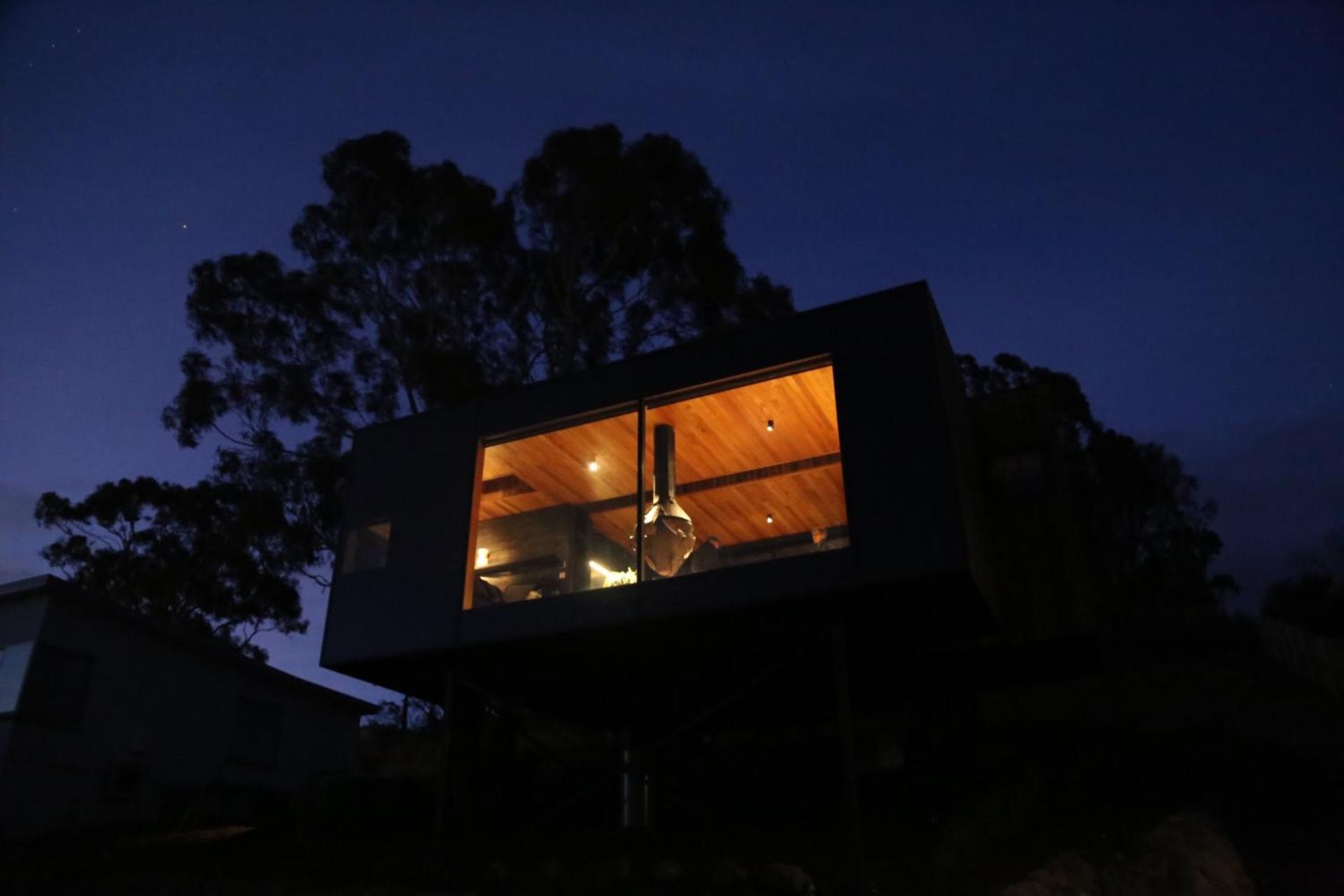 The Tailored Pod - A Compact Oasis