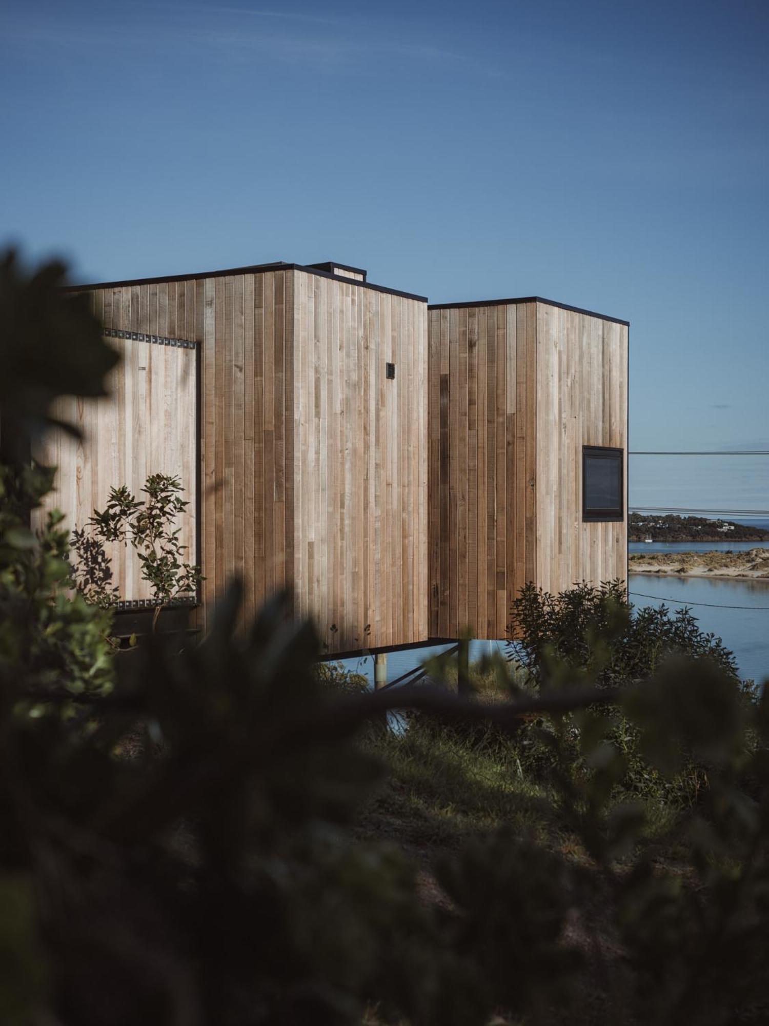 The Tailored Pod - A Compact Oasis