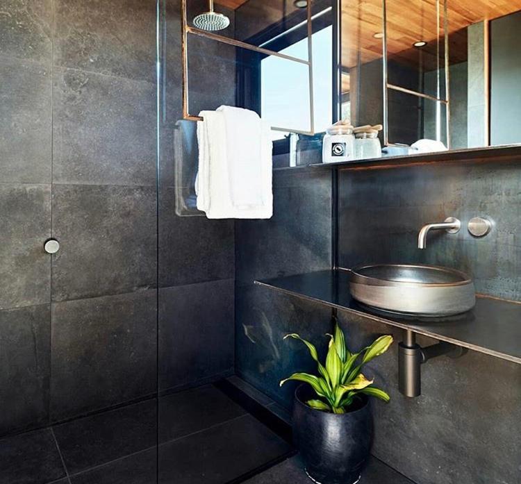 The Tailored Pod - A Compact Oasis