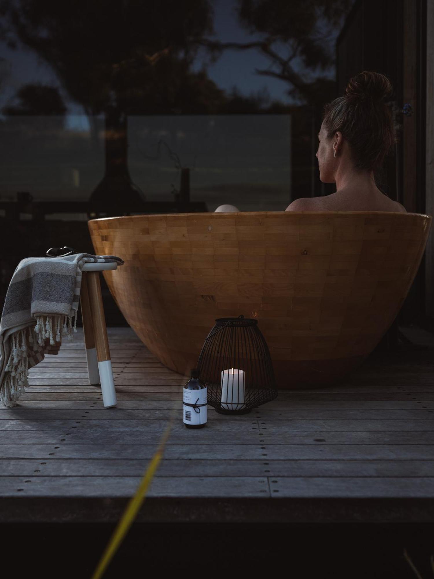 The Tailored Pod - A Compact Oasis