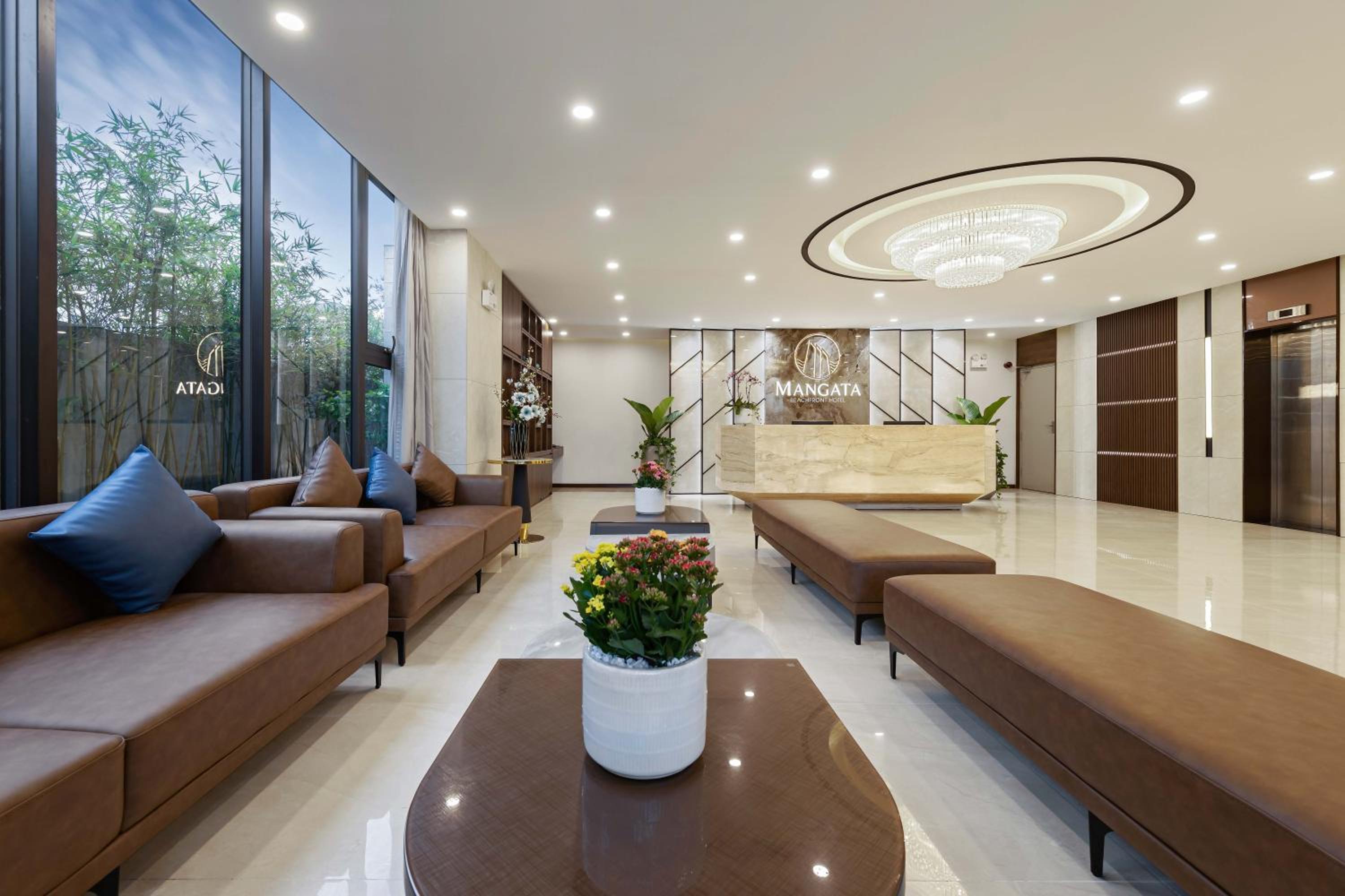 Mangata Beachfront Hotel 16