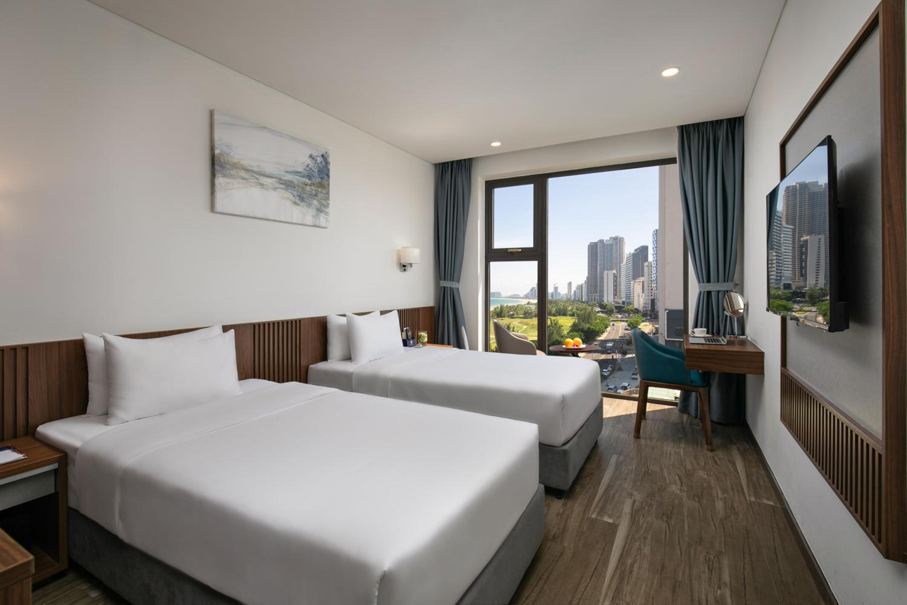 Mangata Beachfront Hotel 15