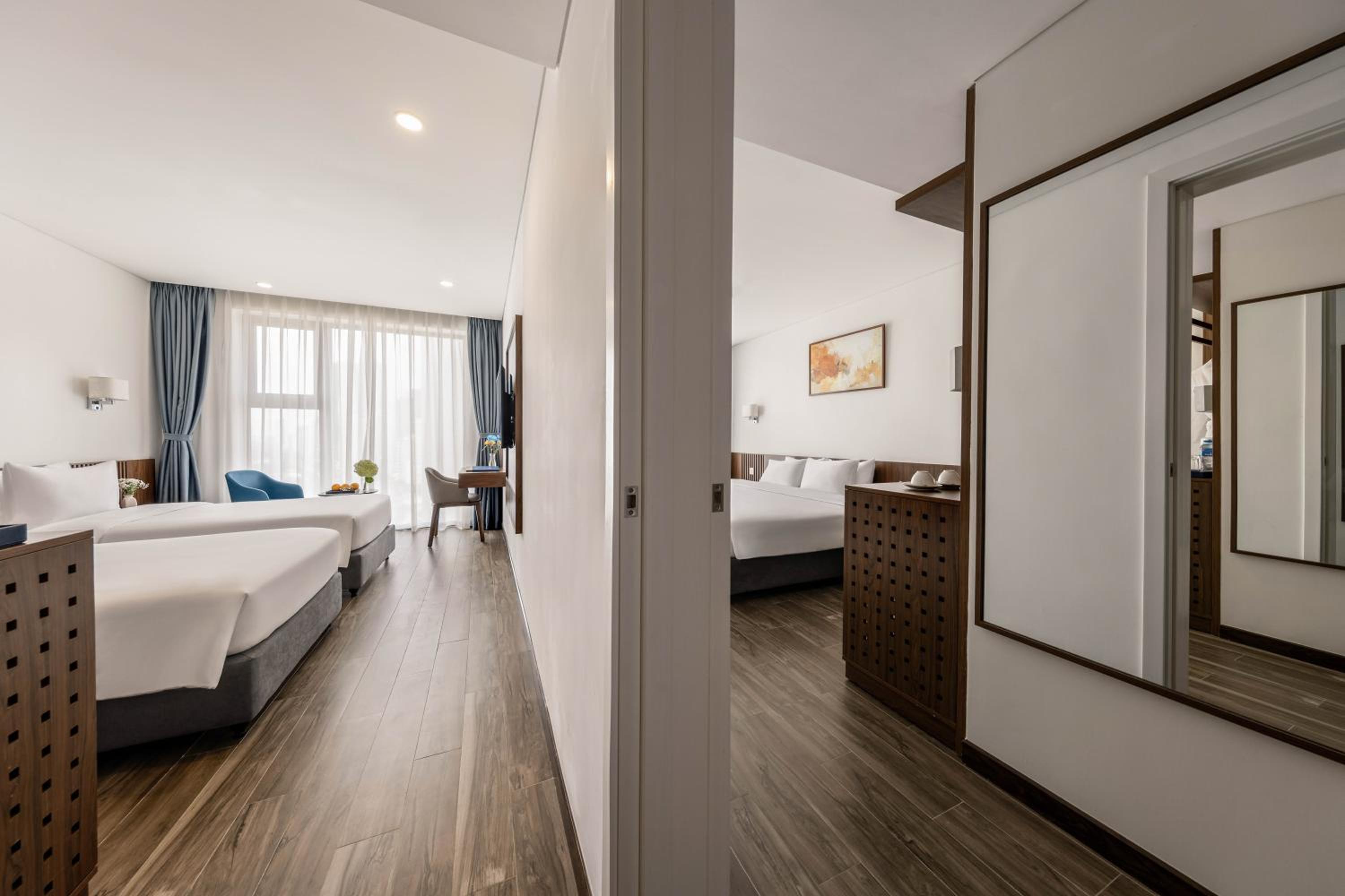 Mangata Beachfront Hotel 21