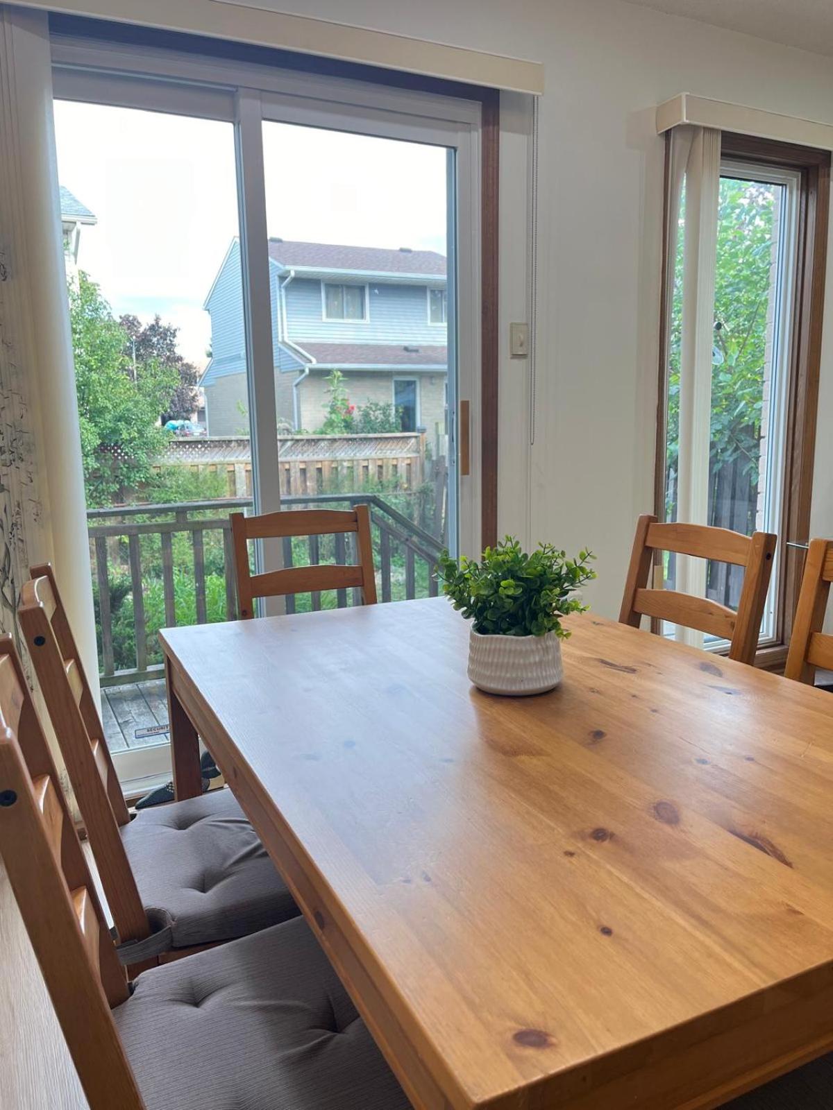 Entire Cozy House in Thorold