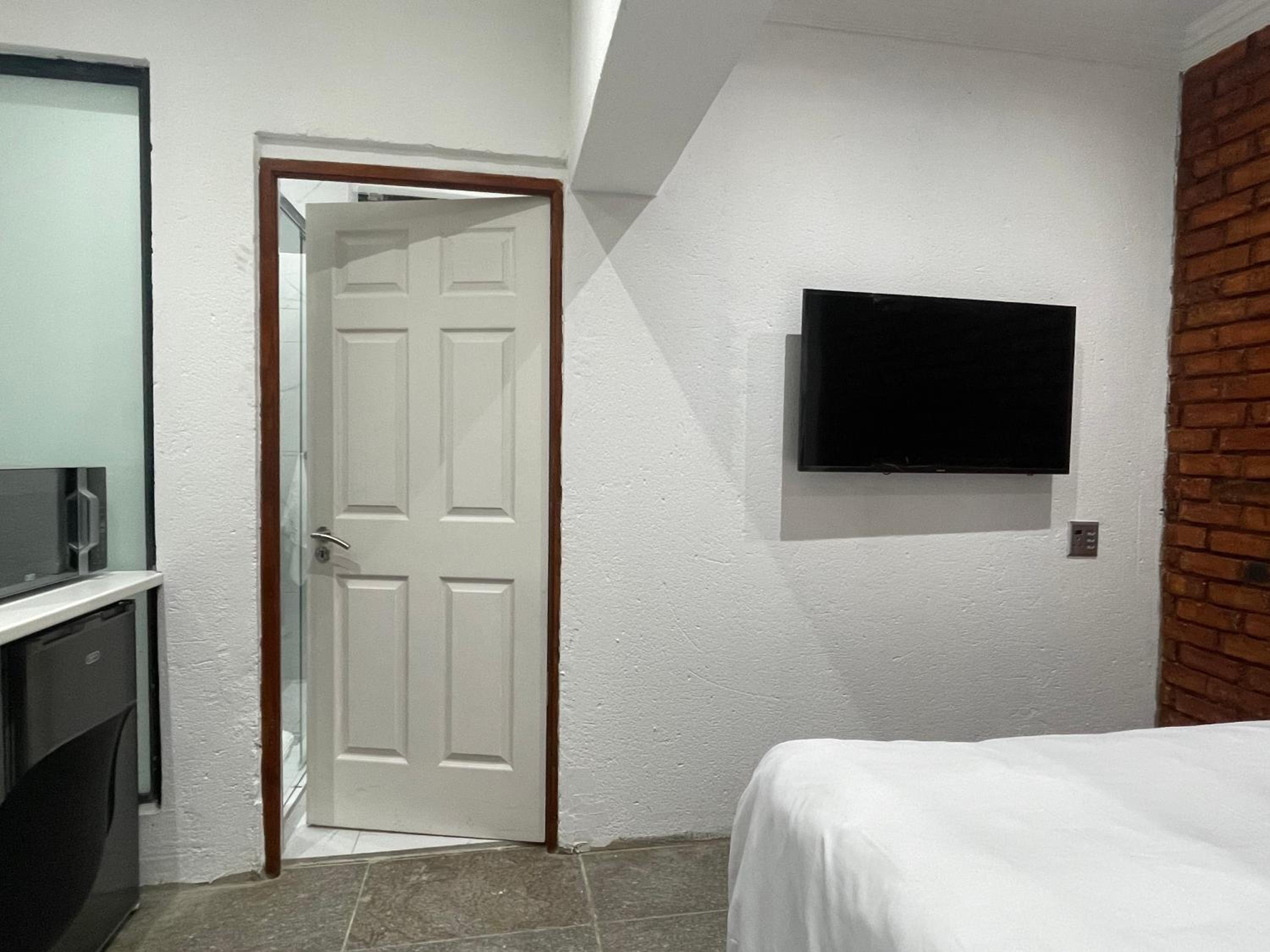 Stay In Carlazo - Unlimited WiFi, Solar backup view 2