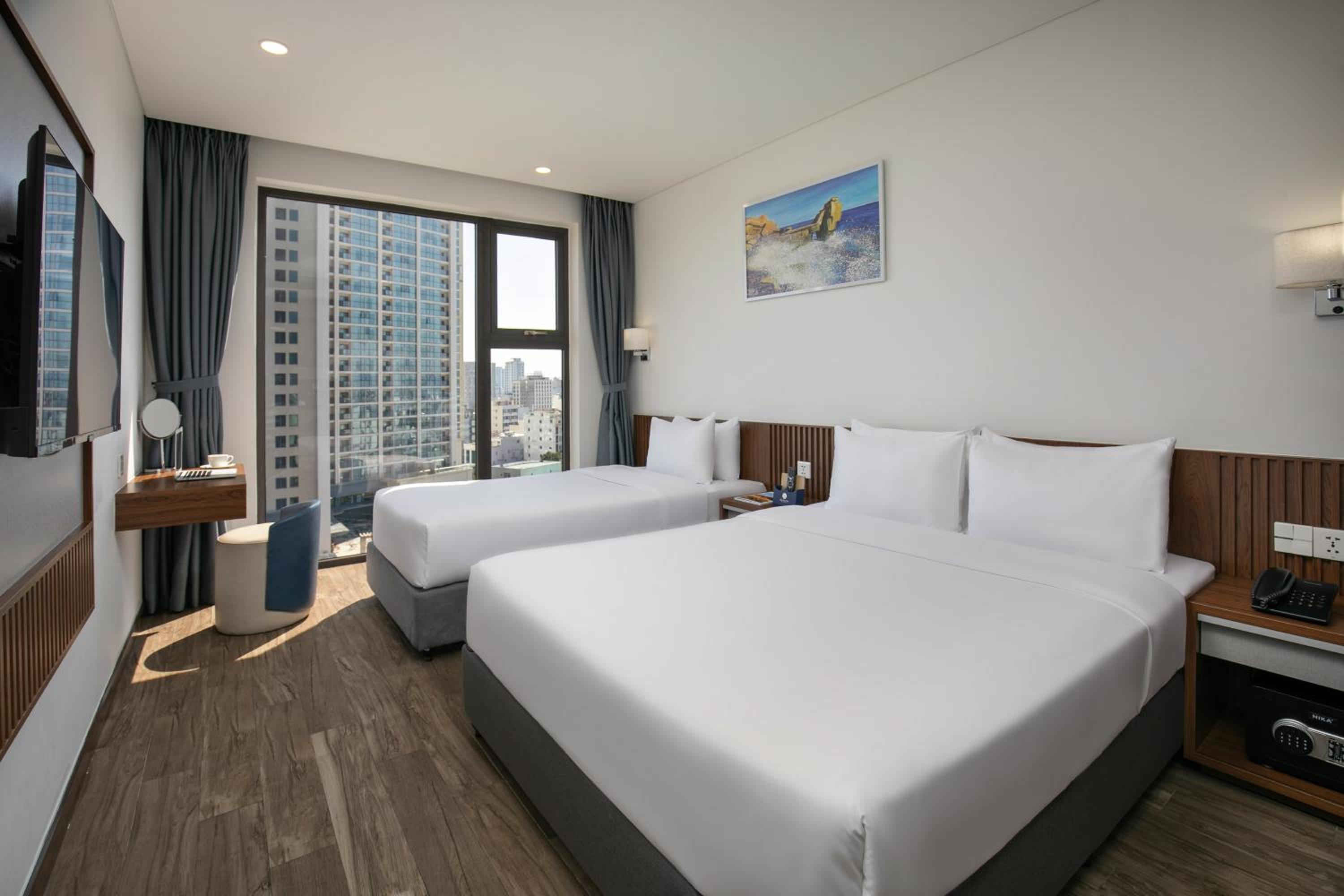 Mangata Beachfront Hotel 31