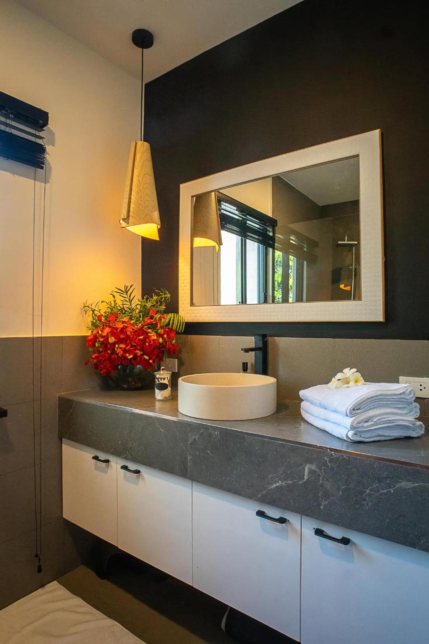 Villa Tawala - Sustainable luxury in Alona view 4