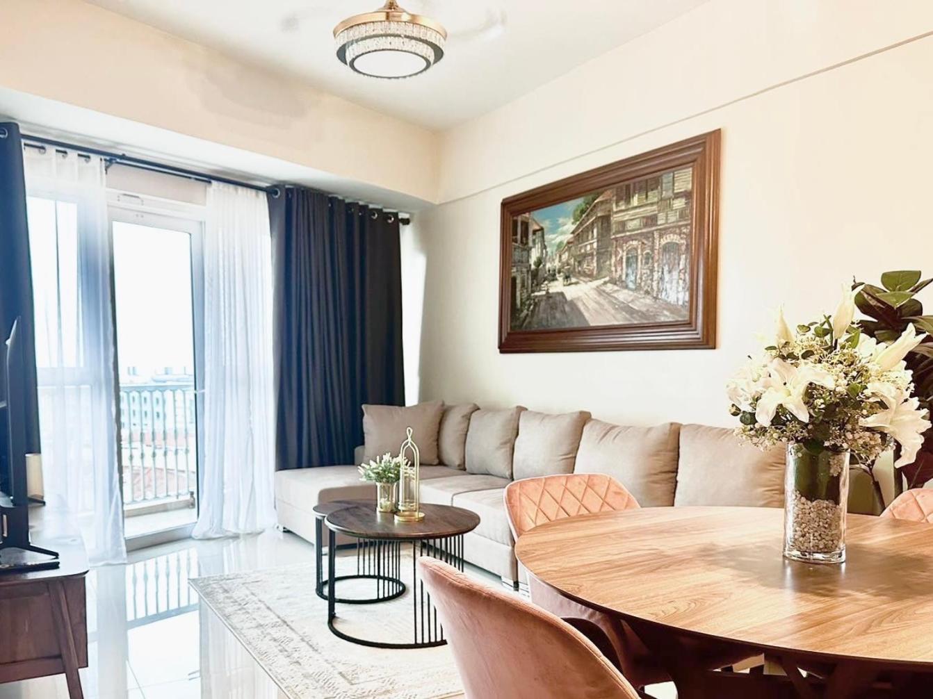 New 2 Bed RM & 2 Bath RM BGC Taguig McKinley connect Venice mall view 3