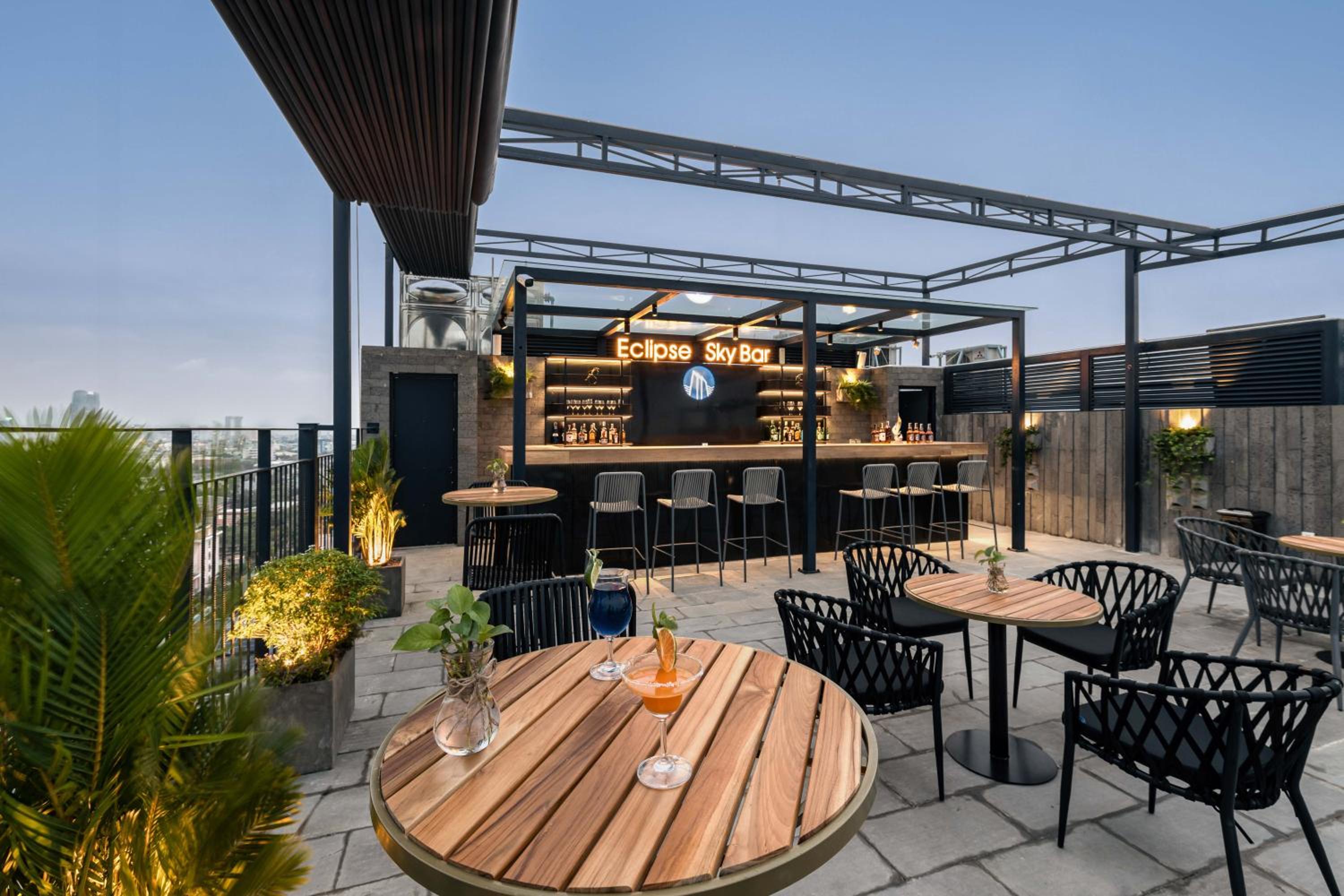Mangata Beachfront Hotel 64