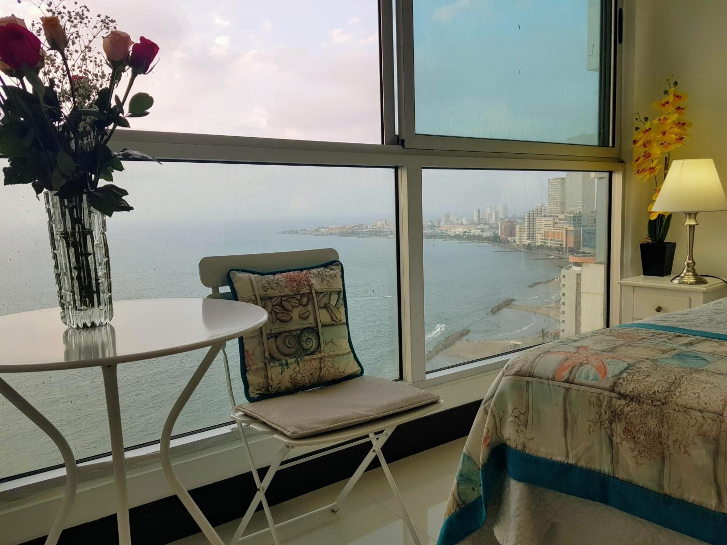 Encantador apartamento frente a la playa
