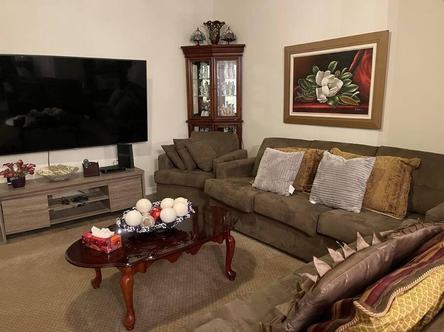 Niagara's Finest Vacation Home