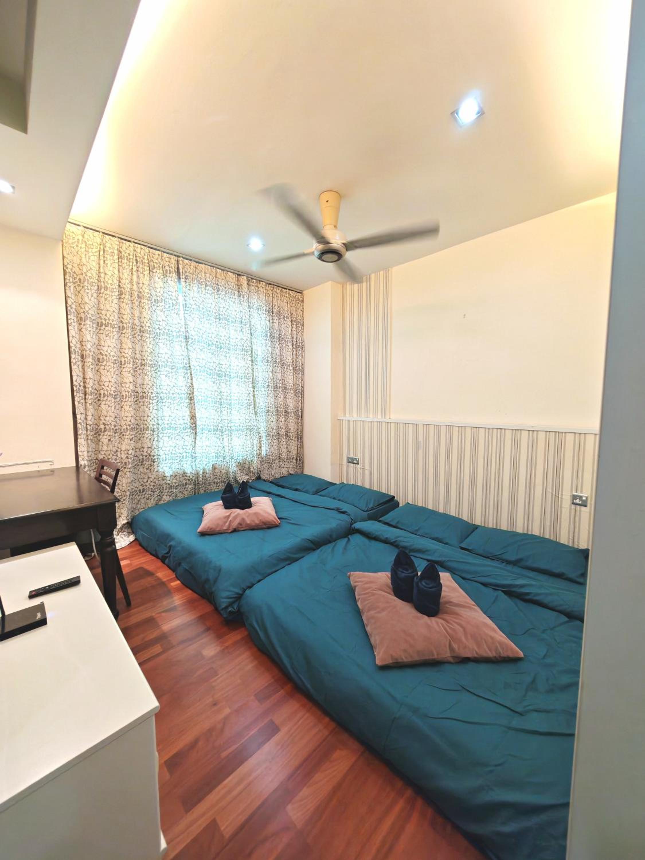 KLCC Elegant Homestay 4BR 12pax
