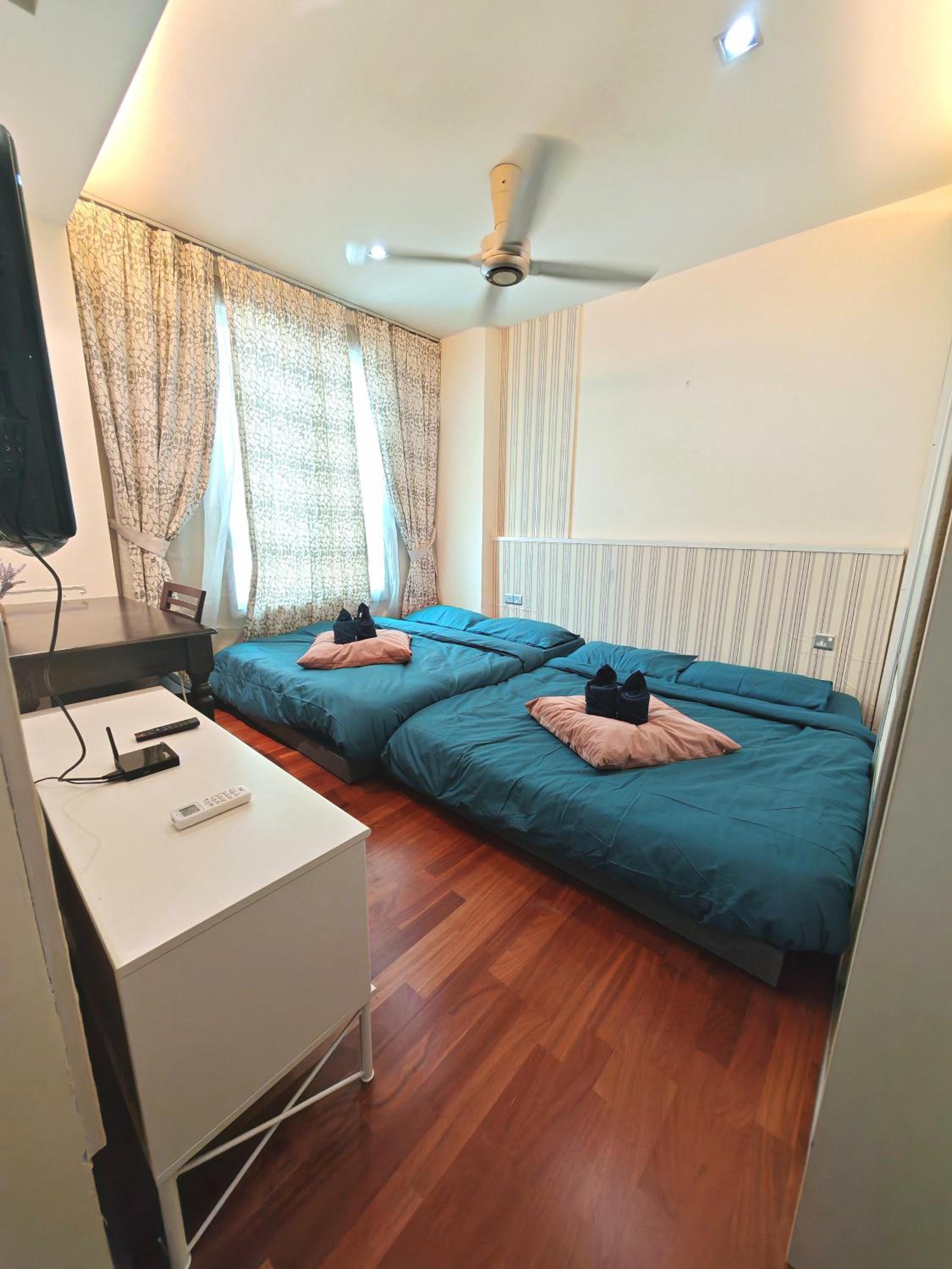 KLCC Elegant Homestay 4BR 12pax