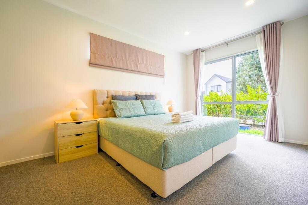 Your Holiday Retreat in Long Bay