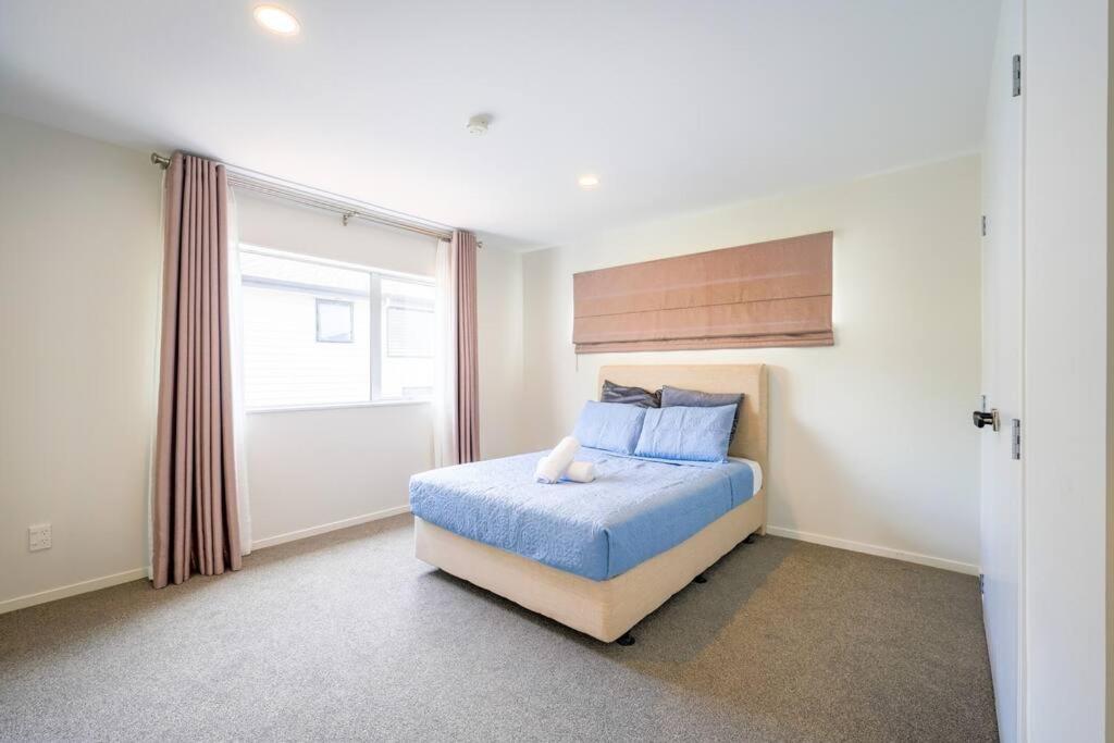 Your Holiday Retreat in Long Bay