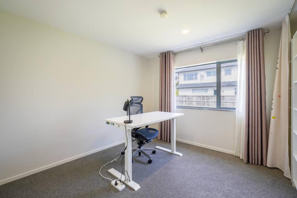Your Holiday Retreat in Long Bay