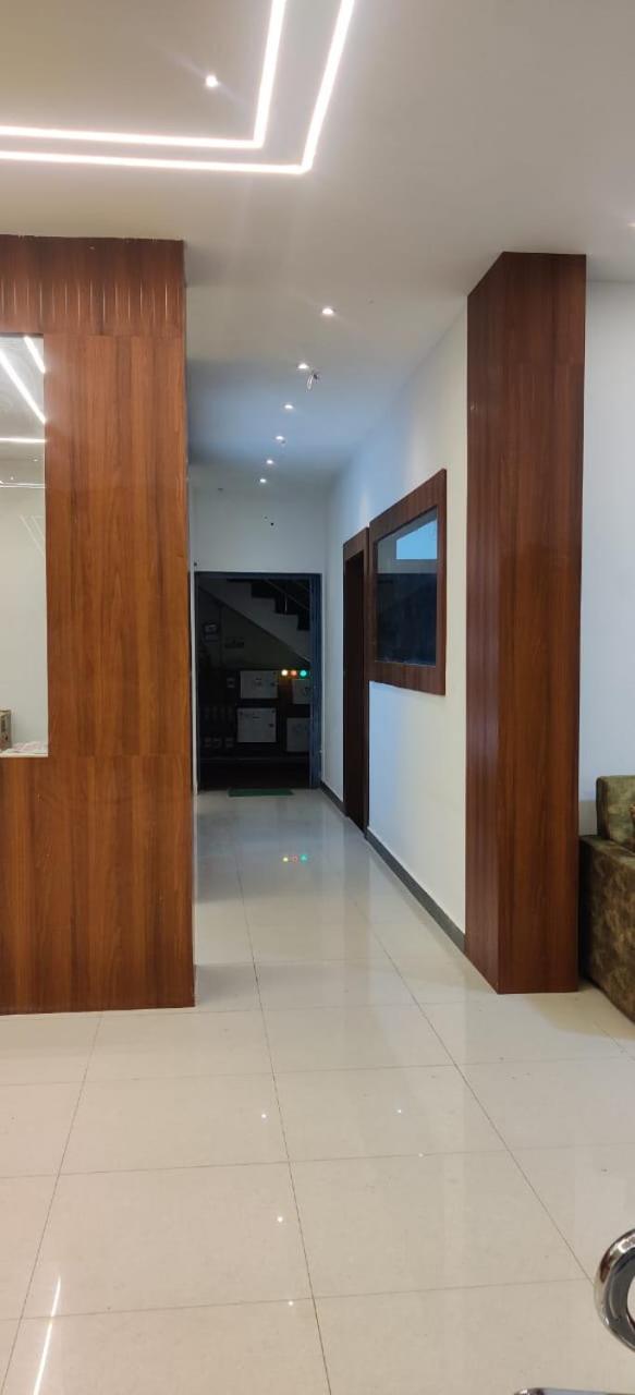 Hotel Tripka Square view 5