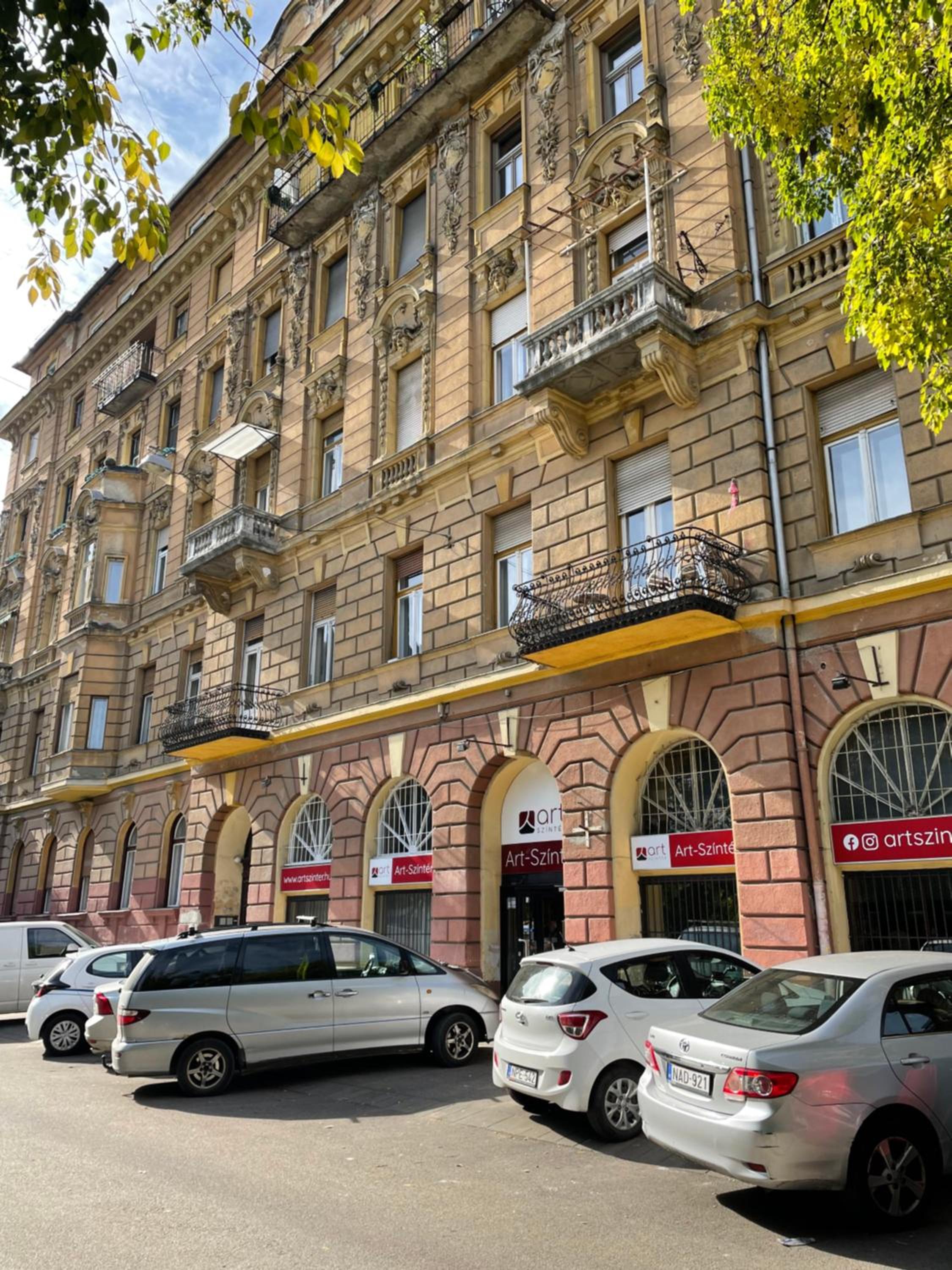 Margaret Apartment next to the Lukács Spa view to the Danube river view 2