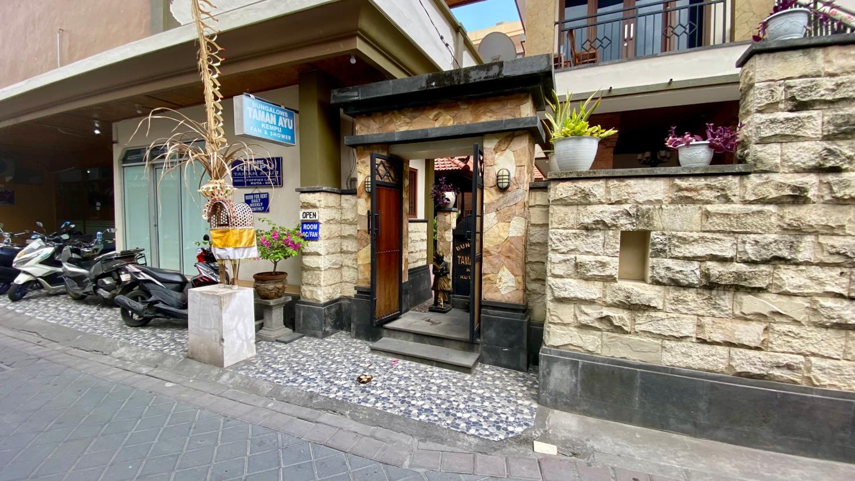 Bungalow Kempu Taman Ayu I