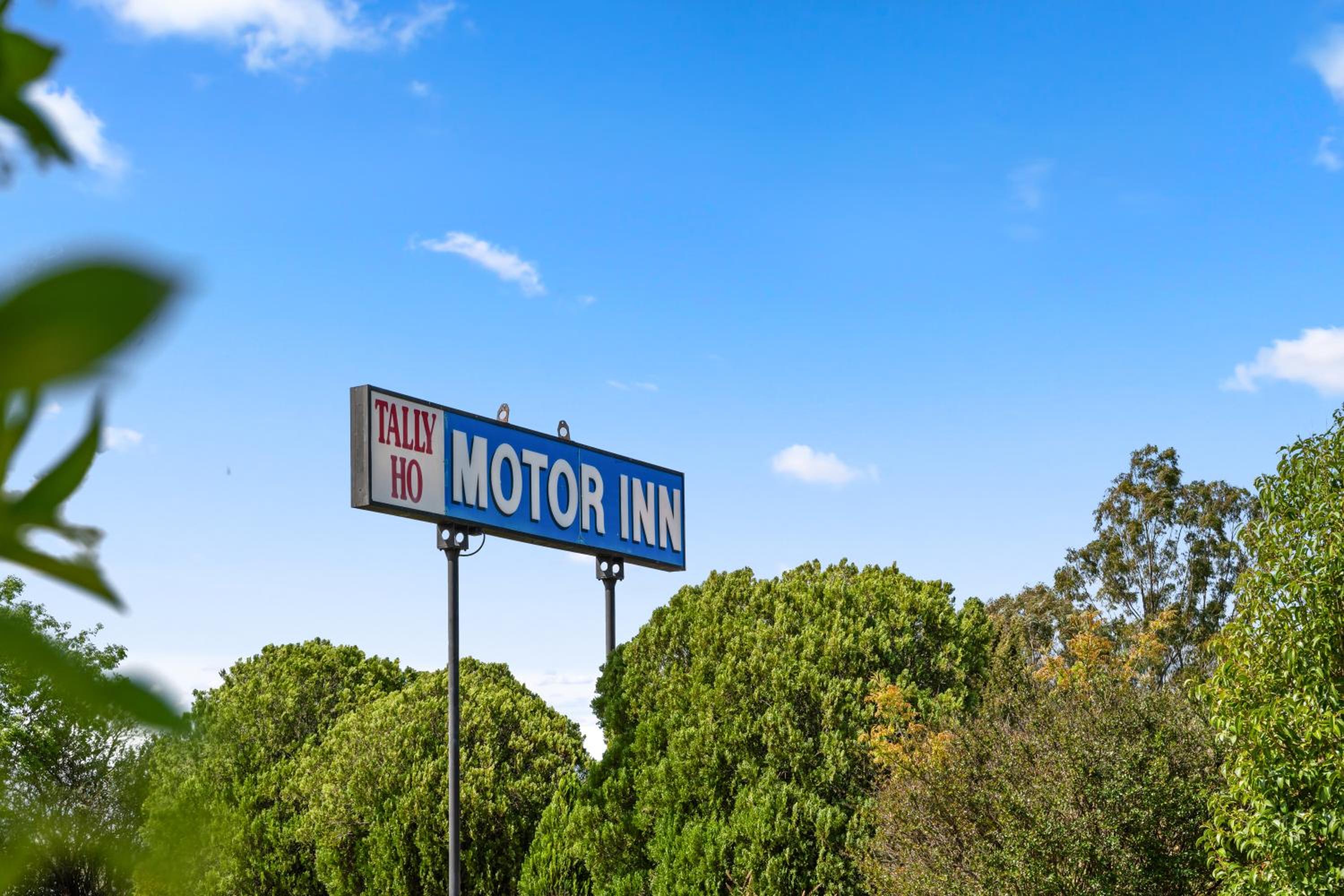 Tally Ho Motor Inn