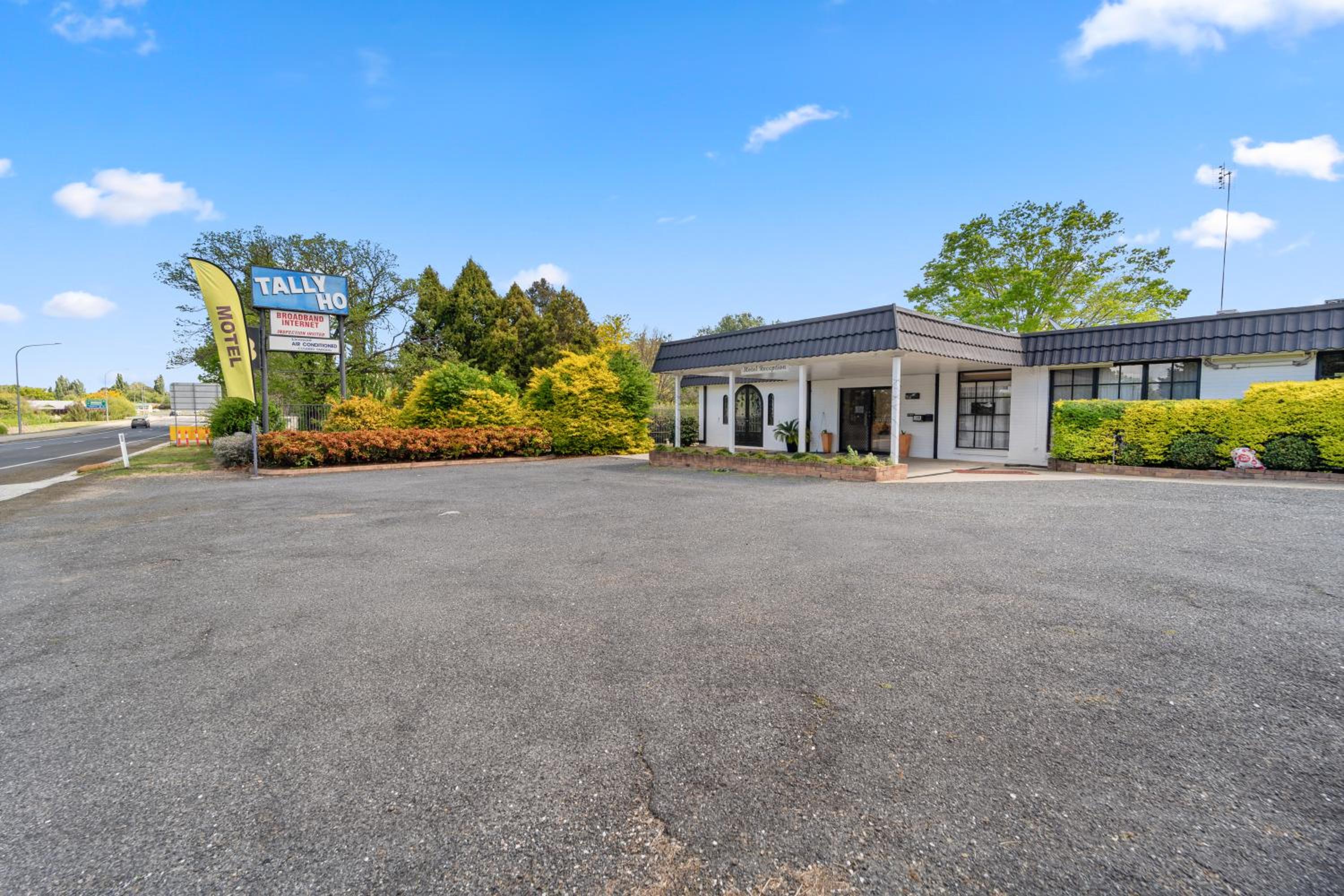 Tally Ho Motor Inn