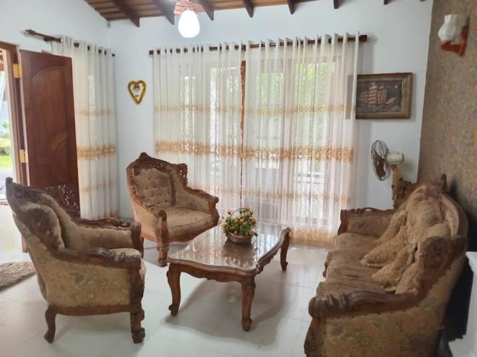 Sathaara Villa
