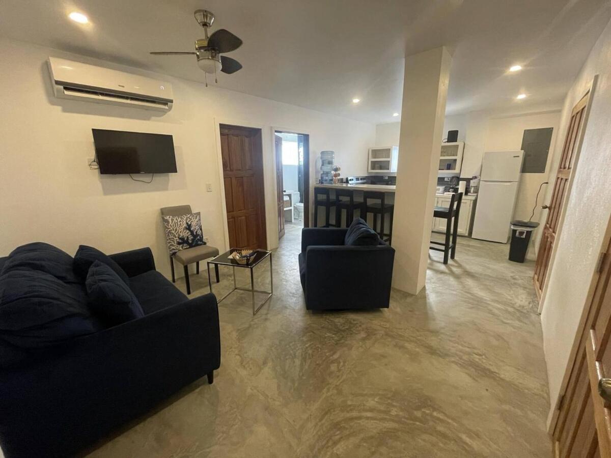 Flip Flop Inn Suites Unit 2