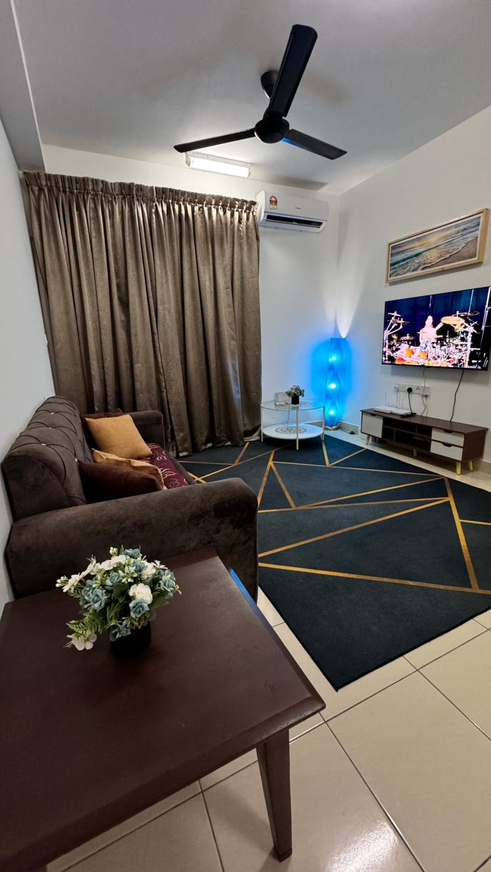 D Sky Homestay Alanis Residence