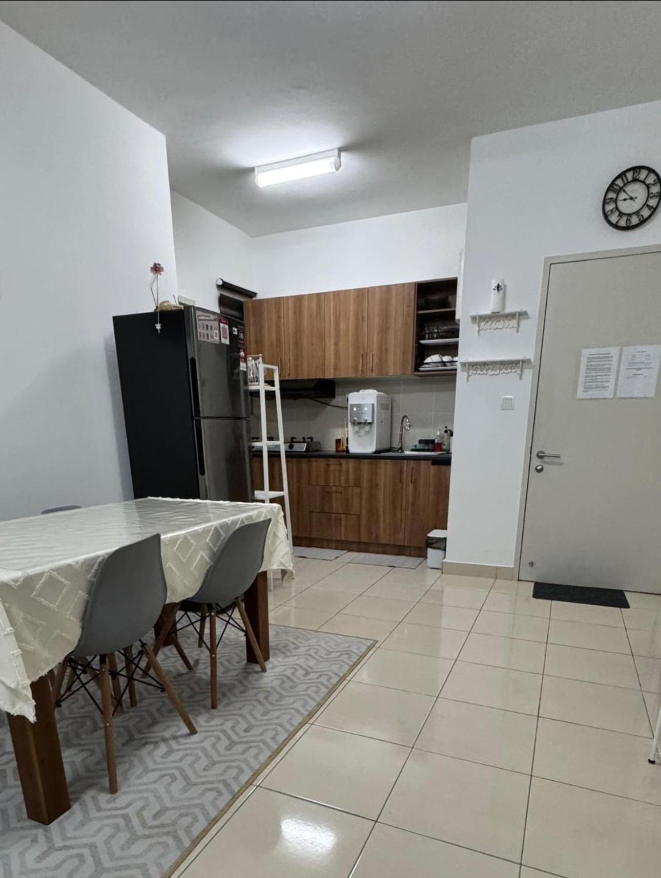 D Sky Homestay Alanis Residence photo 6
