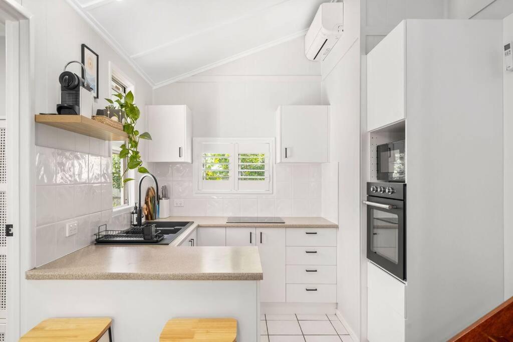 Cosy Cottage - Scarborough Beach
