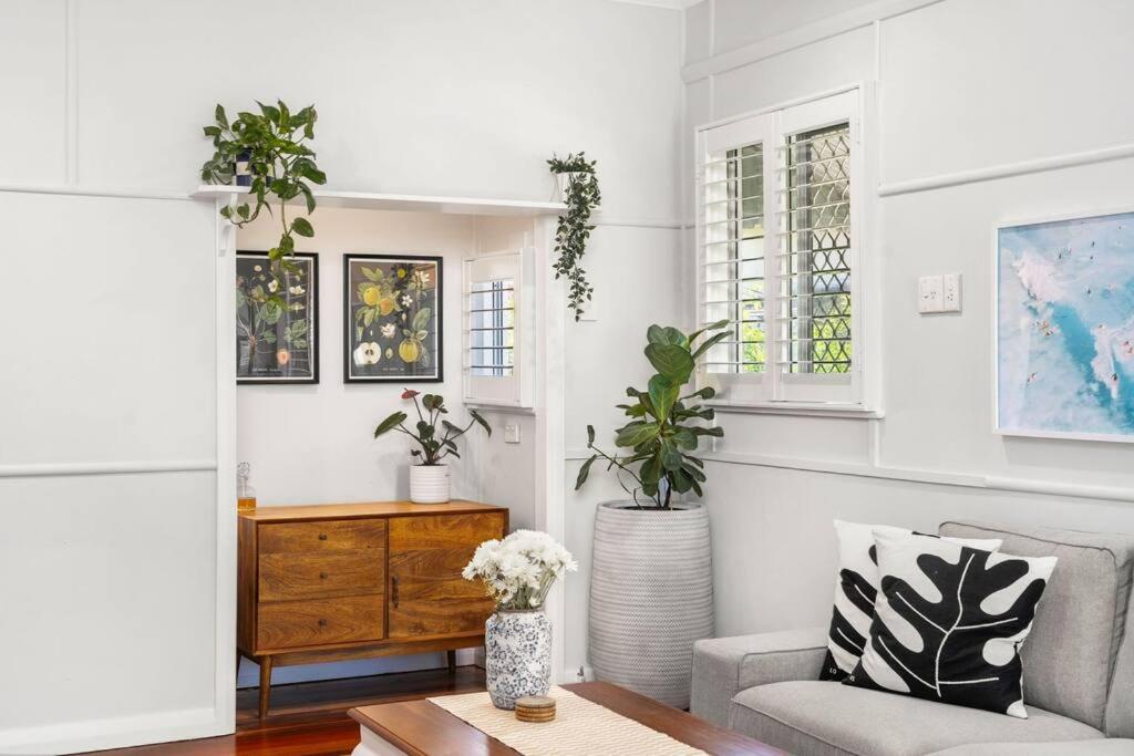 Cosy Cottage - Scarborough Beach