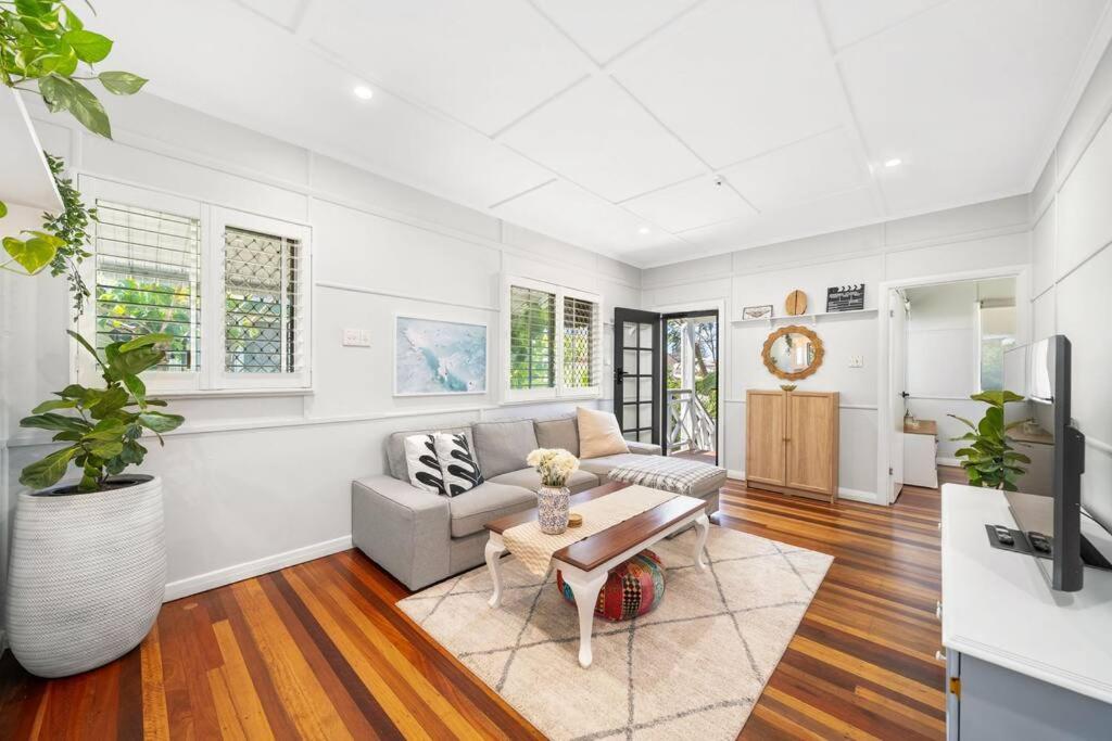 Cosy Cottage - Scarborough Beach