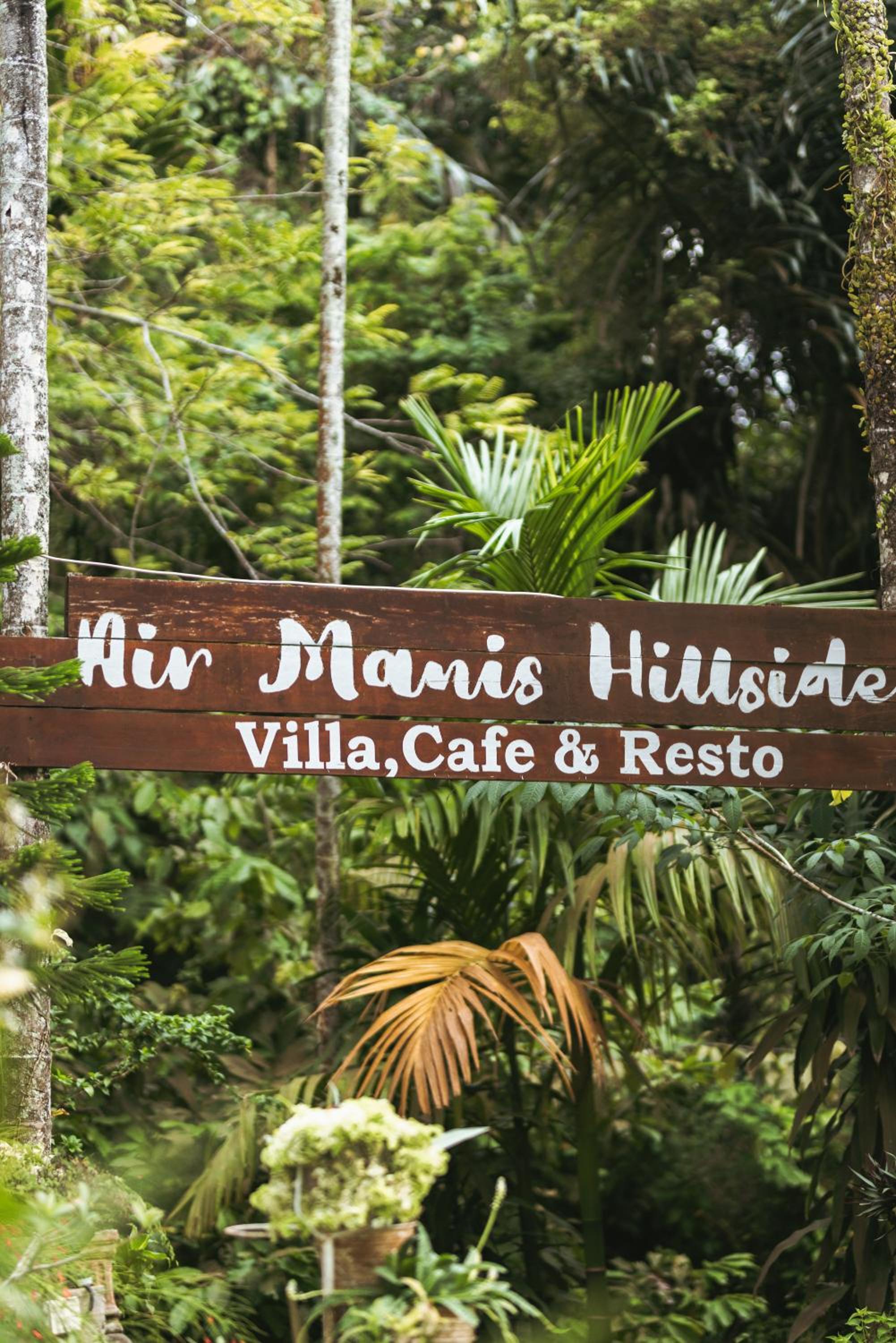 Air Manis Hillside Villa Cafe & Resto view 2