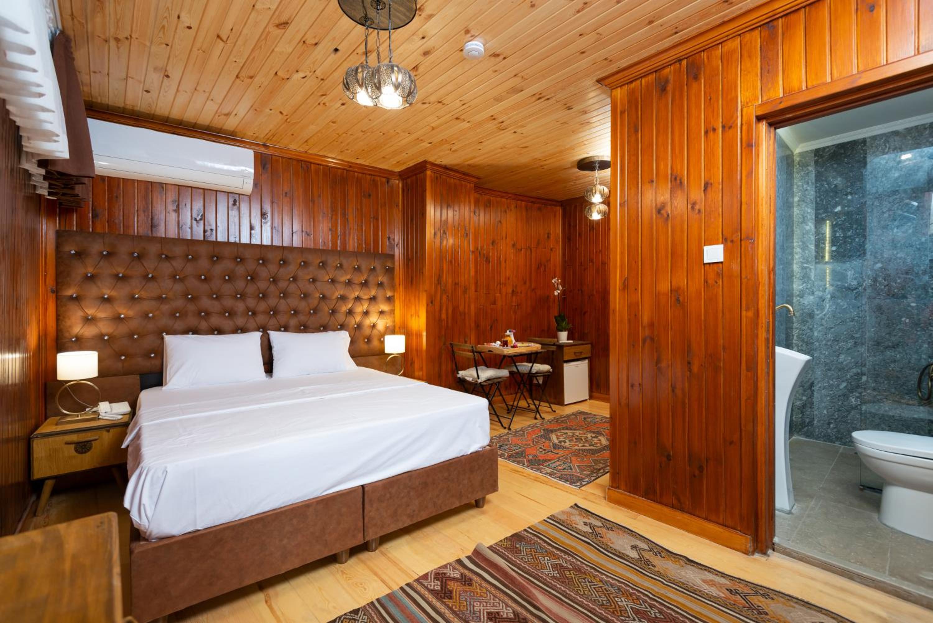 Wonder Wood Otel - Image 34