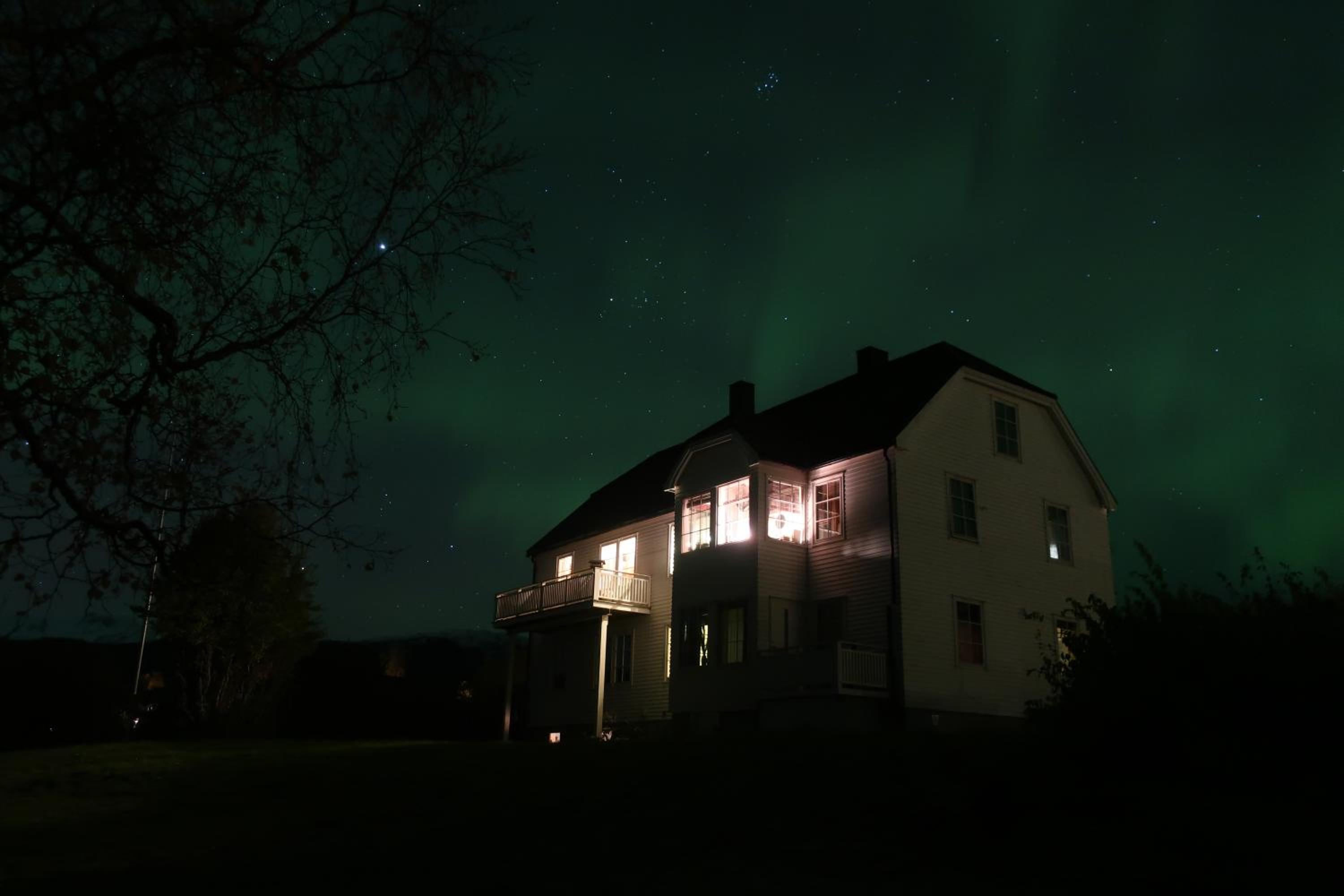 Farmloft with Aurora and sauna view 2