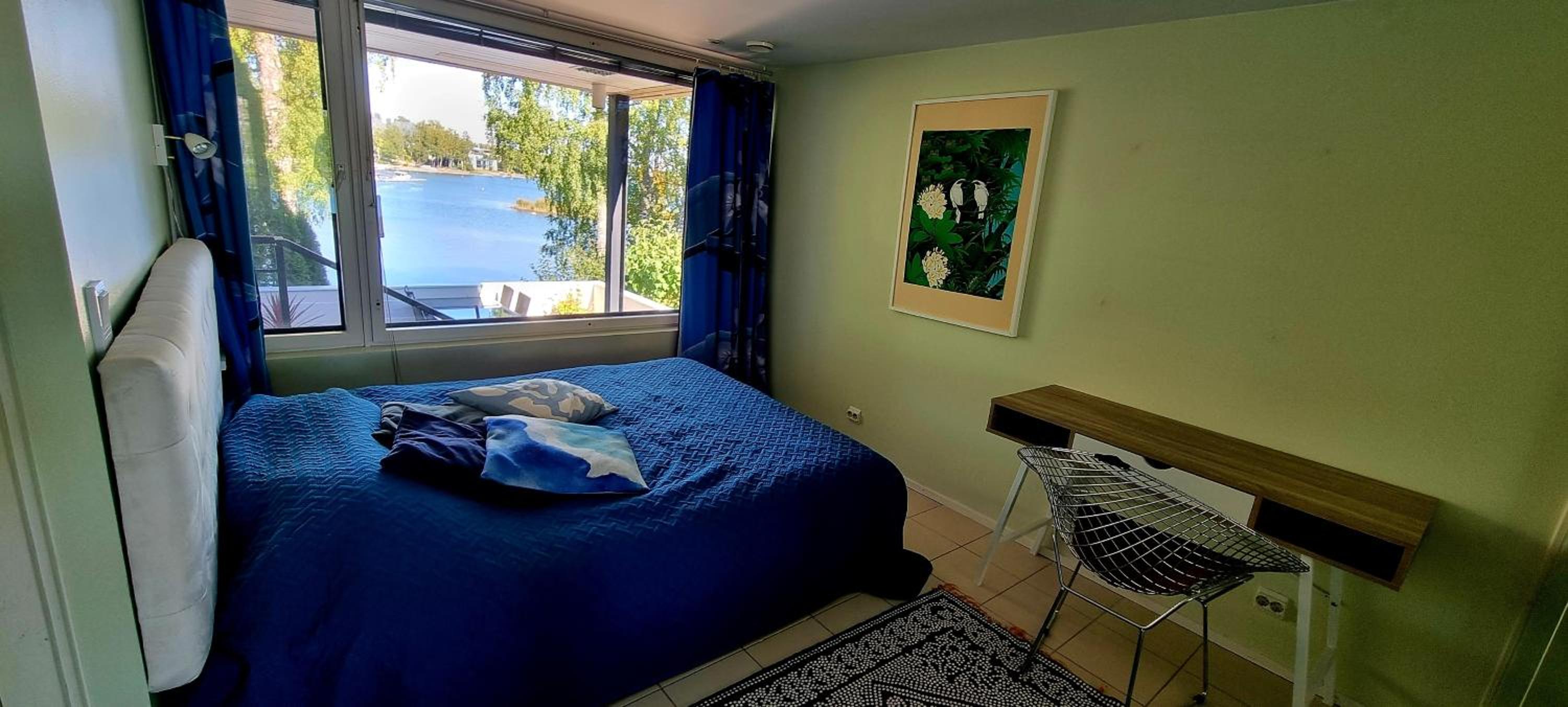 Gorgeous apartment by the sea view 3