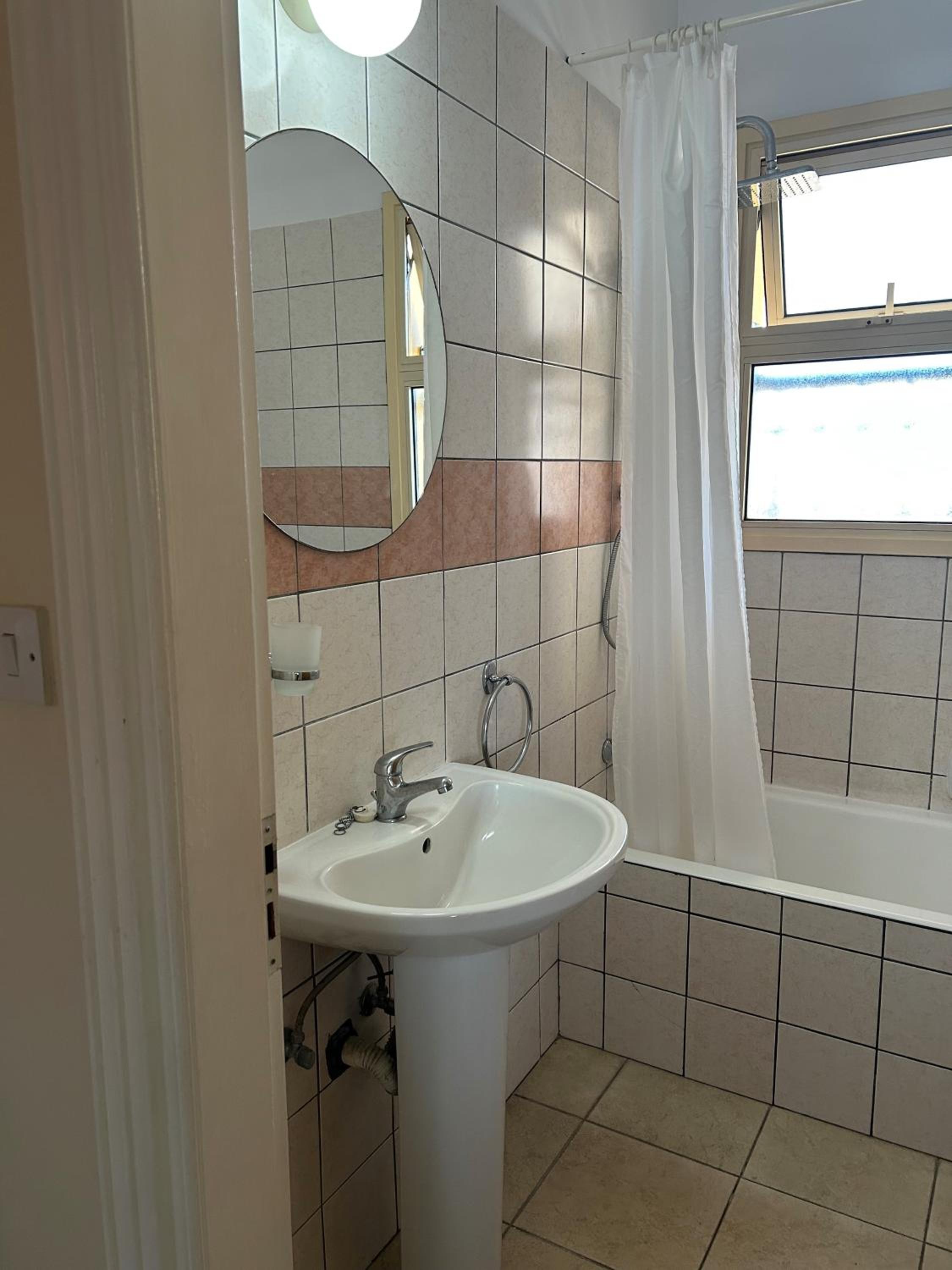 Lovely 2 Bed Apartment Aphrodite Gardens, Paphos, Cyprus