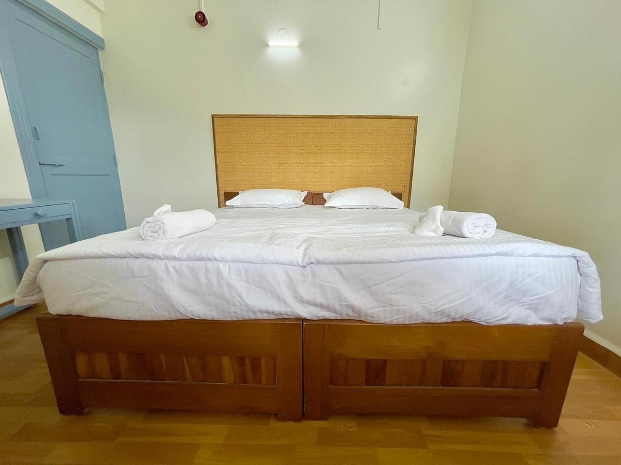 Vistar Holidays