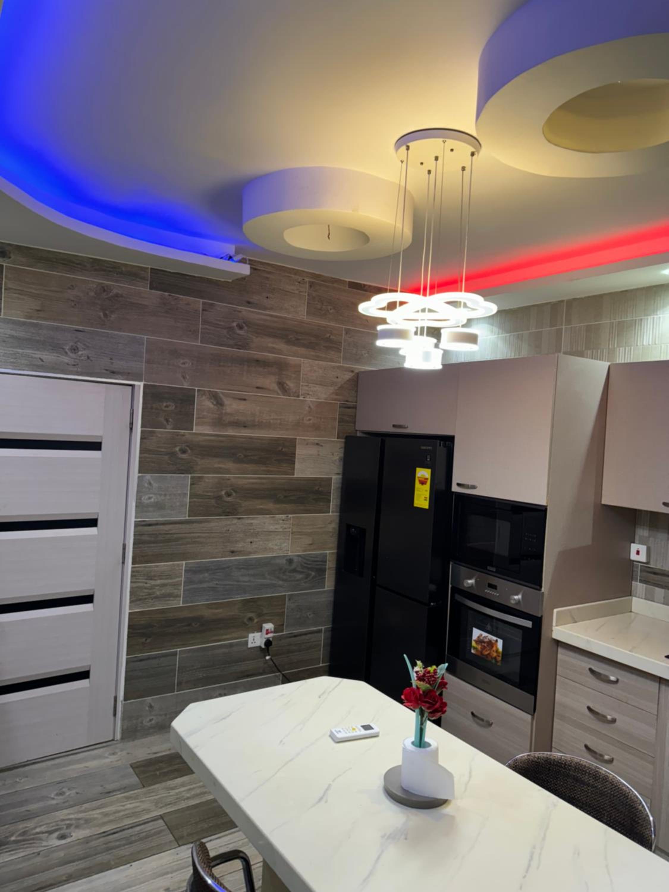 Yussals Luxury Apt