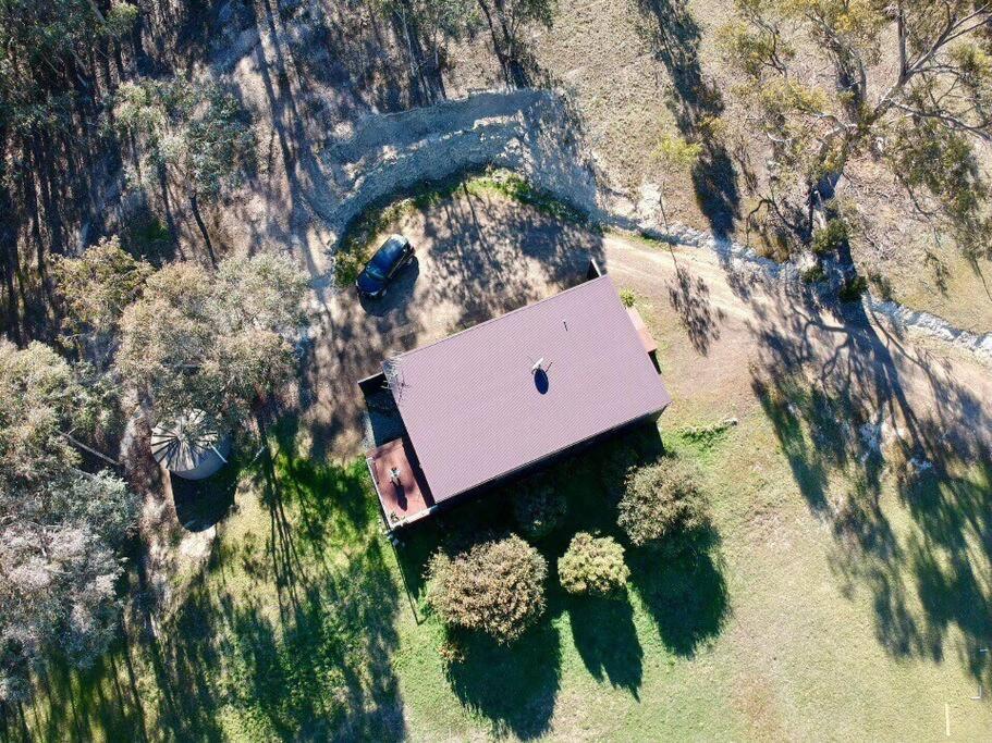 Architecturally Designed Rural Retreat 3 bedroom HOUSE or 1 bedroom CABIN with more than 150 five stars rating