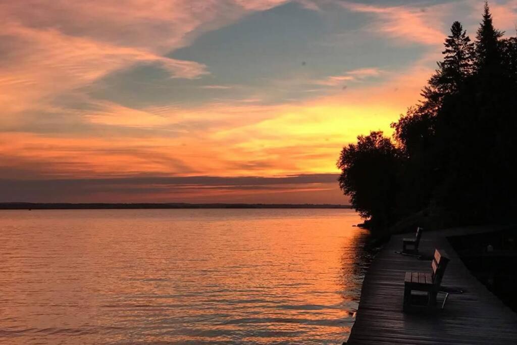 The Bay View Lodge! view 4