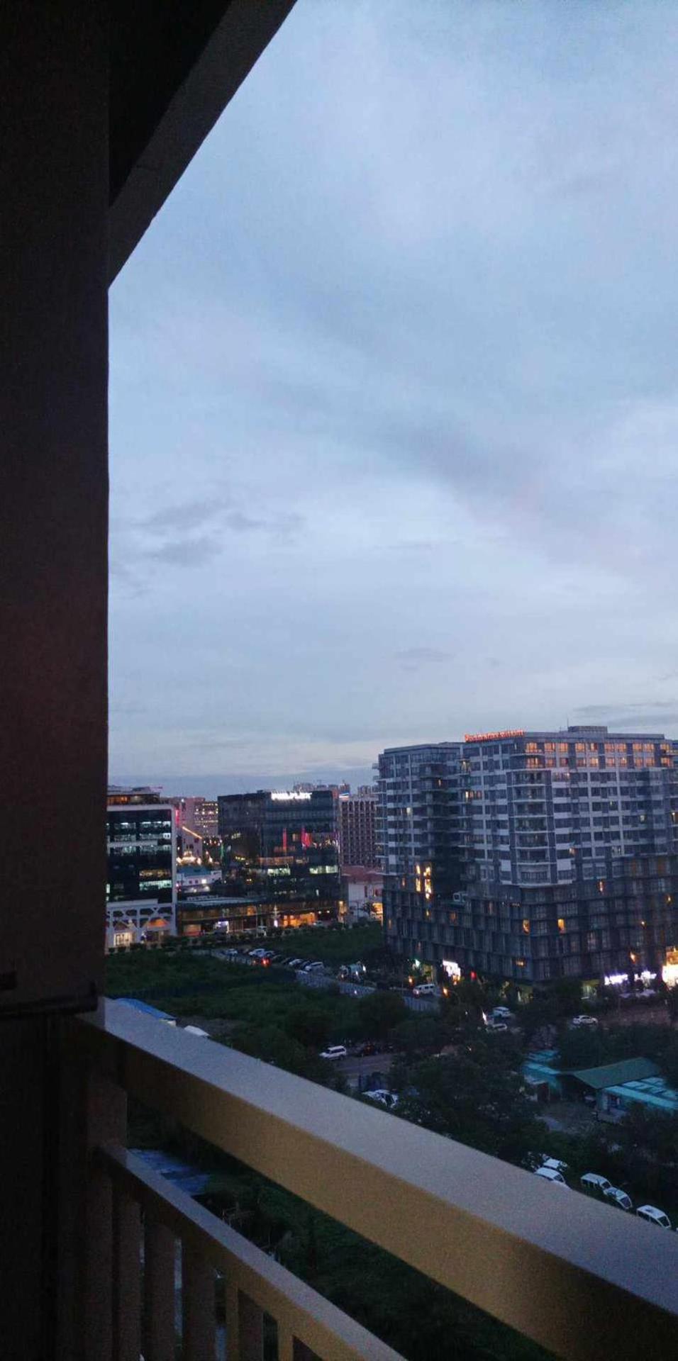 Charlie's Penthouse in Mall of Asia Complex view 5