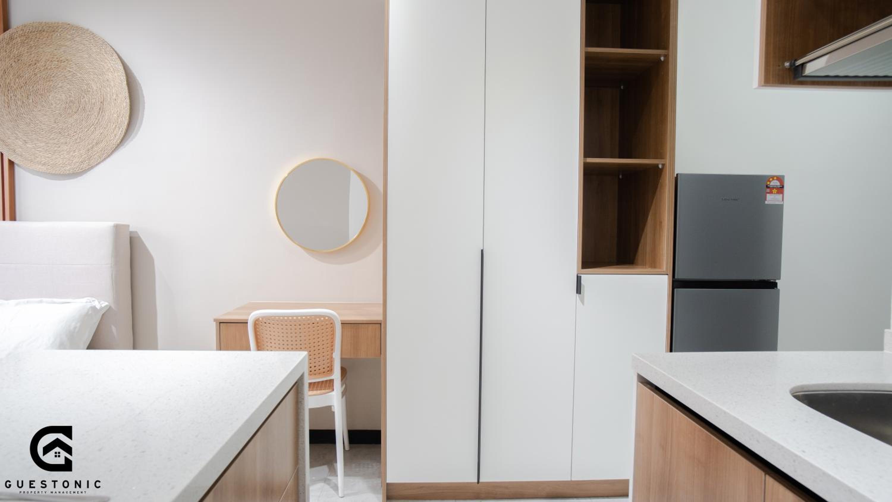 NeuSuite Cozy Studio by GUESTONIC