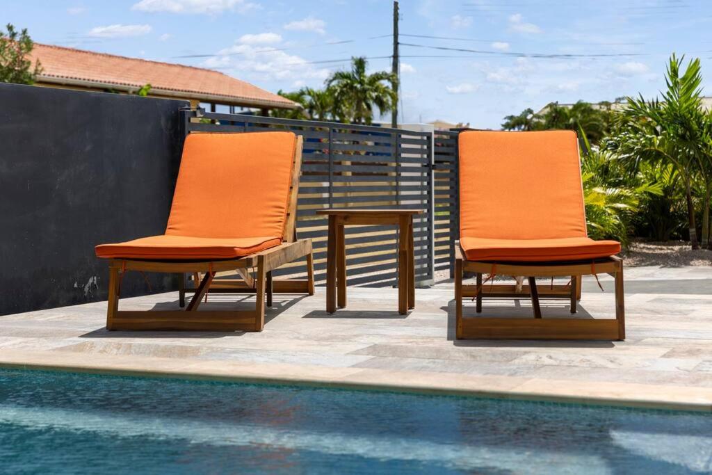 Four Villas with private Magnesium Pool 3 min to the Beach Dive Rinse Tank Villa N1