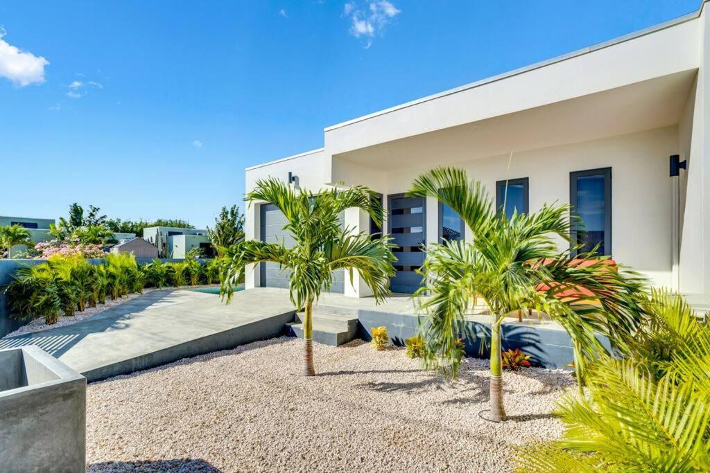 Four Villas with private Magnesium Pool 3 min to the Beach Dive Rinse Tank Villa N1
