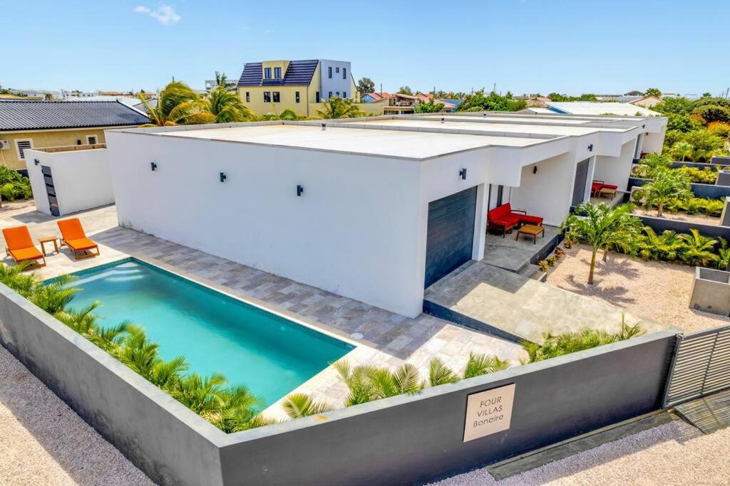 Four Villas with private Magnesium Pool 3 min to the Beach Dive Rinse Tank Villa N1